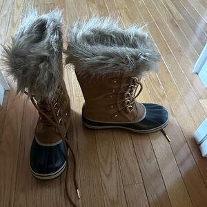 Sorel Brown and Black Fur-Lined Winter Boots Joan of Arctic